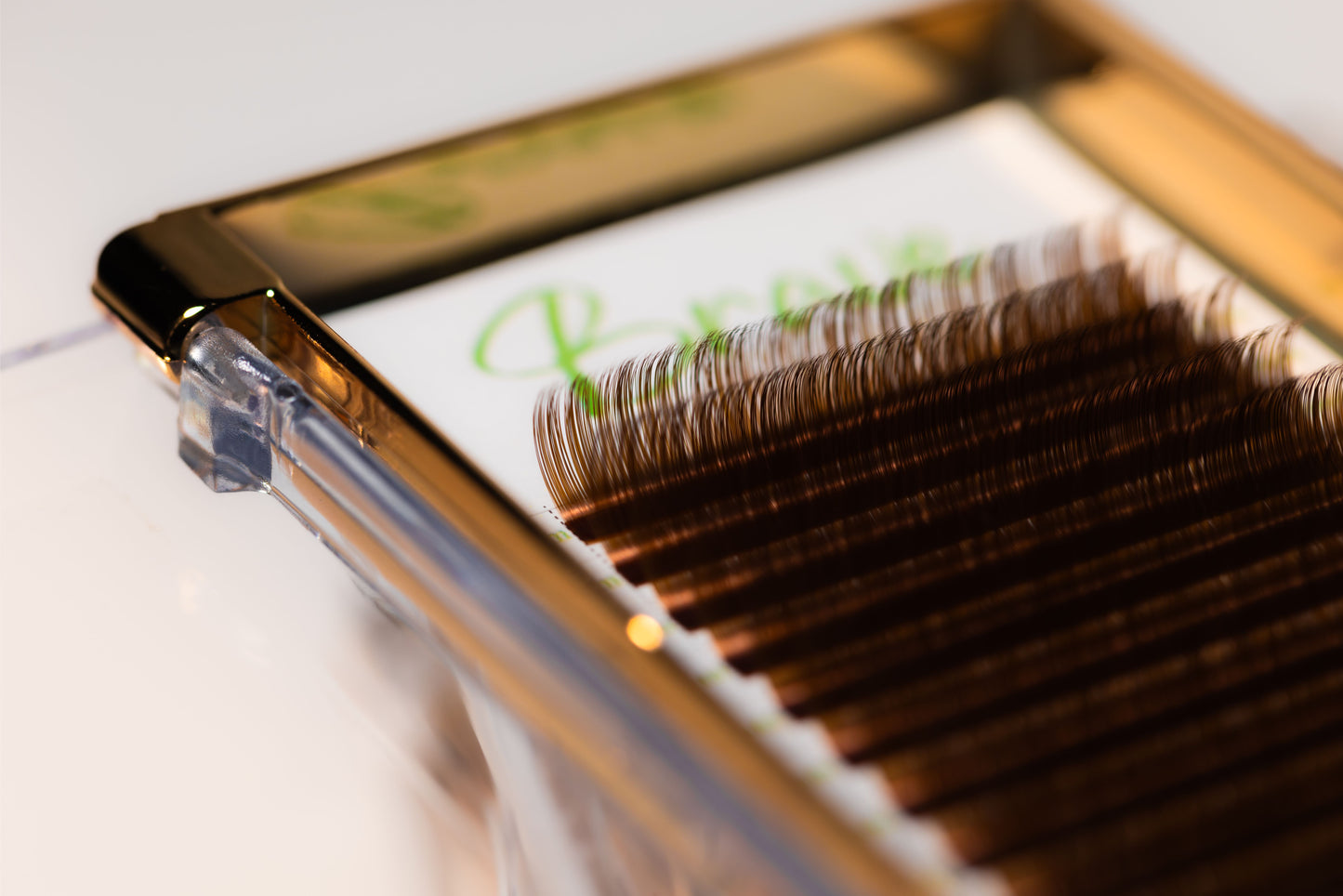 Brown Russian Volume Lashes (0.03) D Curl